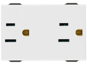Dvije 2P+E 15A 127V USA utičnice bijele boje