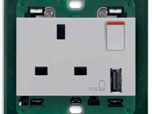 2P+E13ABS utičnica+crveni prekidač+A-USB srebrna