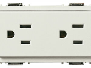 Dvije 2P+E 15A 127V USA utičnice bijele boje