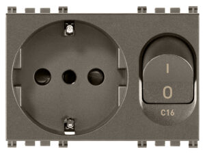 2P+E 16A P30 utičnica + C16 zaštitni prekidač metal