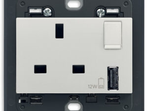 2P+E13ABS utičnica+prekidač+A-USB Next