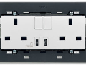 2 2P+E13ABS utičnica+prekidač+C/C-USB bijela