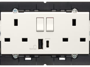 2 2P+E13ABS utičnica+crveni prekidač+A/C-USB bijela