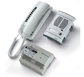 Zvuk S.8911+Petrarca s.-fam.interf.kit
